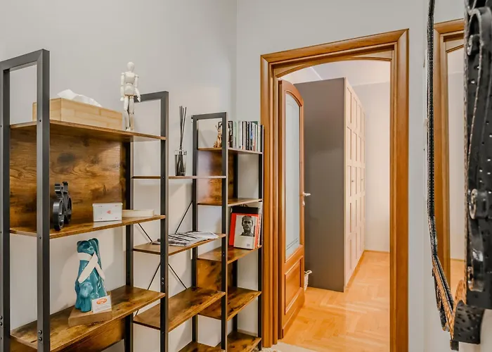 Le Lion - Darius Aosta