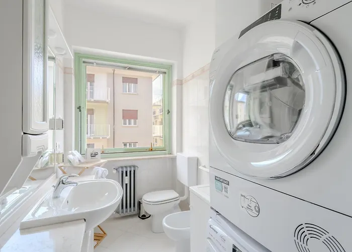 Le Lion - Darius Apartment *